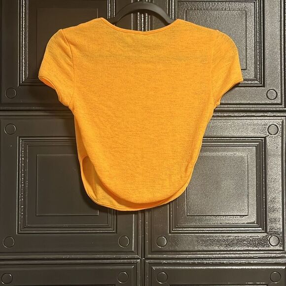 Shein Cropped Tee - Picture 2 of 2